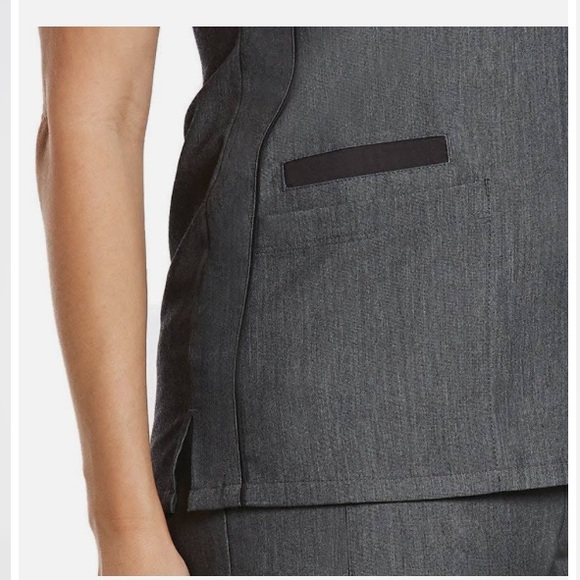 Gray Matrix Pro Scrub Top - Picture 2 of 3